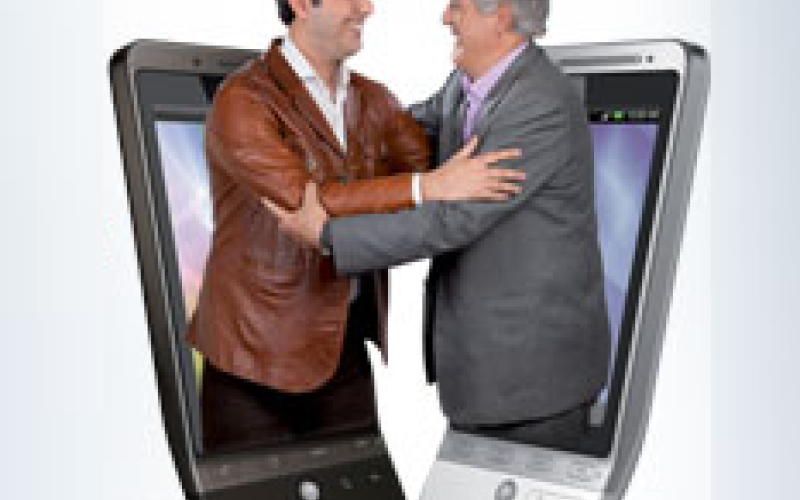 بررسی ارایه‎ی تماس تصویری رایتل به گروه‎های خاص