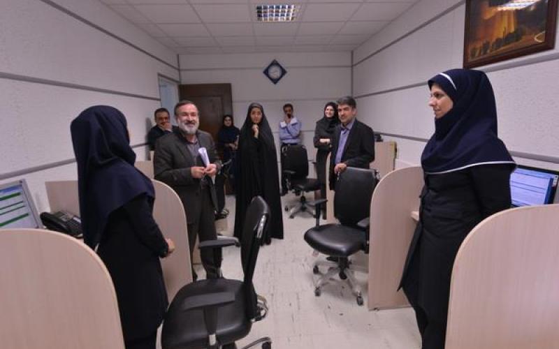 سامانه‎ی 195 جزء 10 برنامه‎ی اصلی وزارت ارتباطات و فناوری اطلاعات است