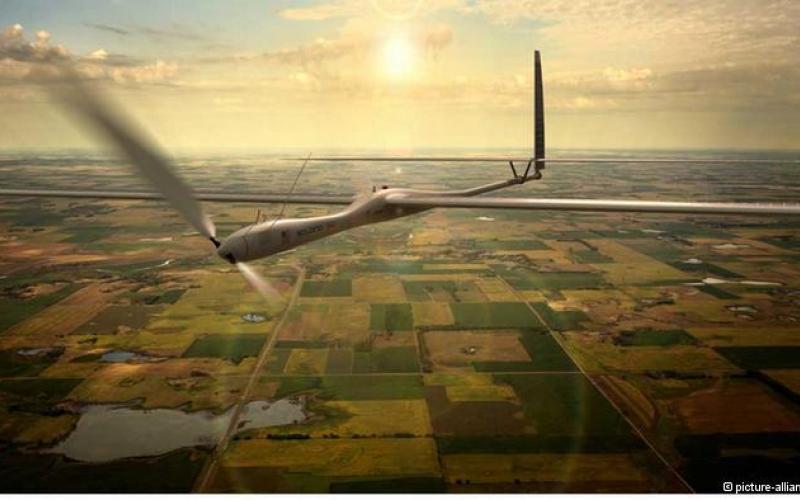 مبارزه‌ی غول‌های اینترنتی برای اتصال همه ساکنان زمین به اینترنت 