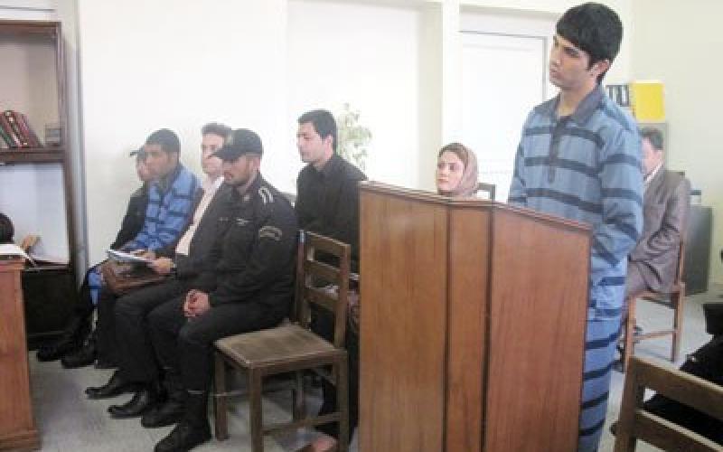 محاکمه بازیگران جنجالی‎ترین فیلم زورگیری با موبایل +عکس