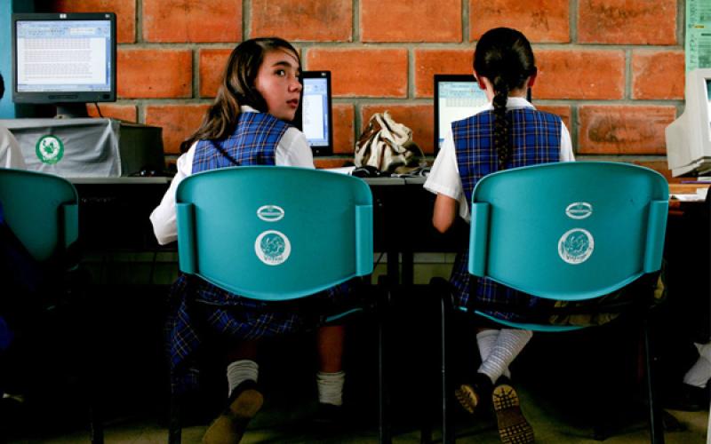 کودکان در معرض سوء استفاده جنسی و ارتکاب خشونت در فضای مجازی‎اند!