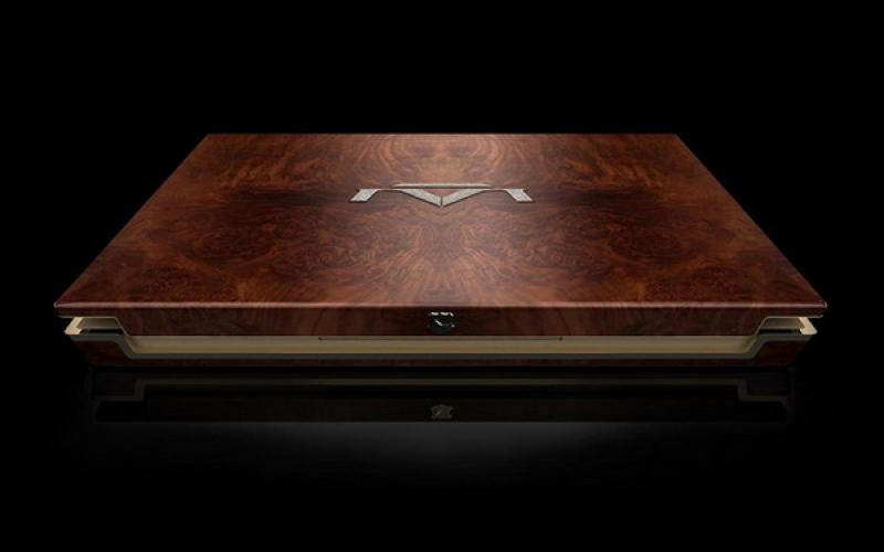 لپ‌تاپ‎ از یک‌ میلیون تا ۳‌ میلیارد تومان! 