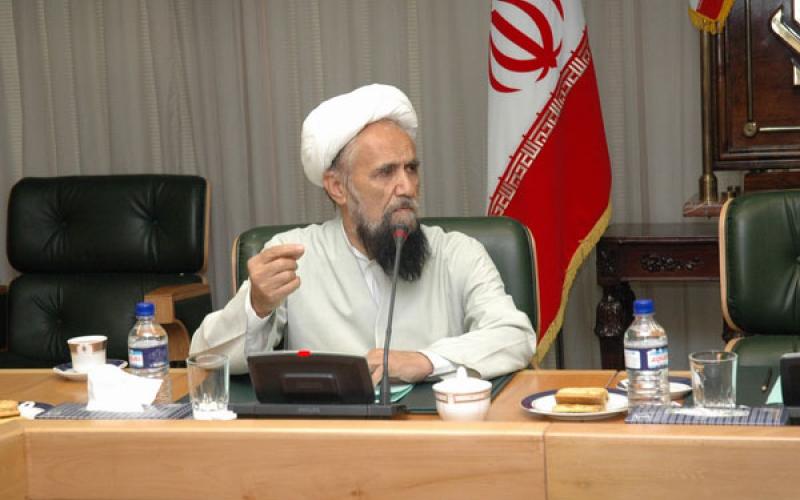 آیت الله حائری شیرازی: «بد‌بینی» به اینترنت و ماهواره «اشتباه محض» است