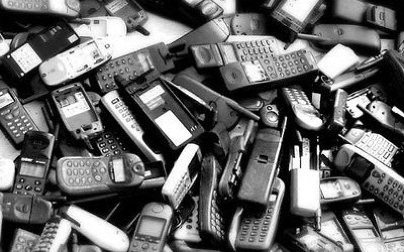 فروش ۶ میلیارد دلار گوشی جعلی در جهان طی ۲۰۱۳ 