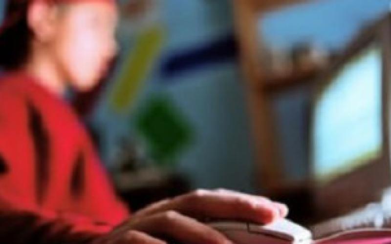 رواج پدیده‎ی خودآزاری اینترنتی؛ کاربرانی که به خودشان پیام‌های تند می‌فرستند!