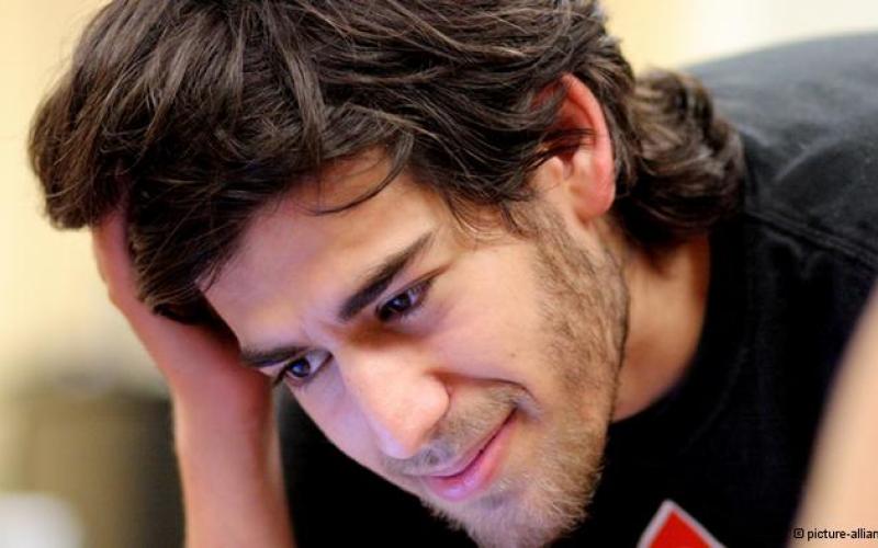 نامه‎ی نمایندگان به دستگاه قضای آمریکا برای پیگیری مرگ مشکوک هکر آزادیخواه