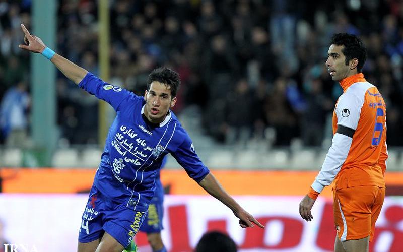 مطلب منتسب به فرزاد حاتمی در فیس بوک علیه استقلالی‌ها