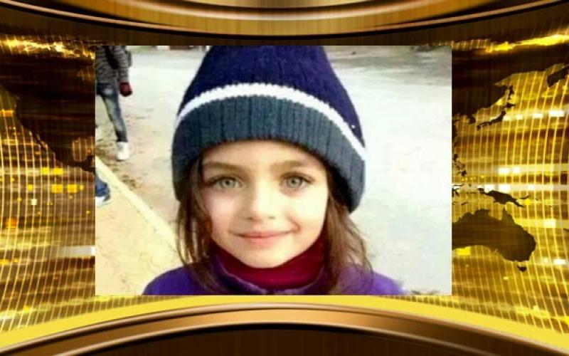 عکس جنجالی دخترک معصوم آدامس فروش در فیسبوک (+تصویر)