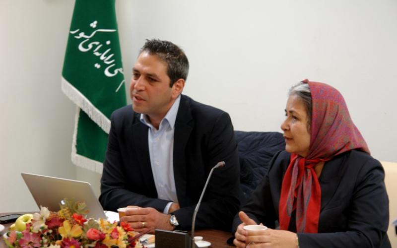 سازمان نصر تهران با رد ادعای تولید لپ تاپ در داخل کشور؛ با افزایش تعرفه گمرکی واردات لپ تاپ مخالفیم