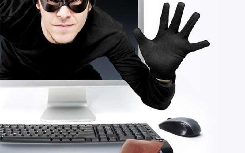 ایجاد سایت جعلی برای برداشت از حساب مردم