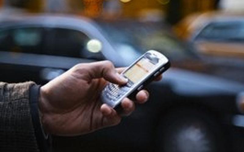 وزارت ارتباطات: هیچ اپراتوری حق گران کردن تعرفه را ندارد 