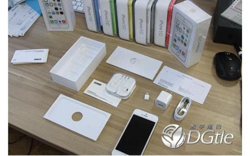 محتویات داخل جعبه آیفون جدید را ببینید + عکس 