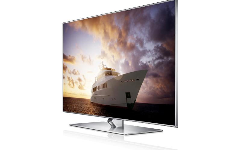 عرضه یکی از پیشرفته‎ترین تلویزیون‎های هوشمند سه بعدی 