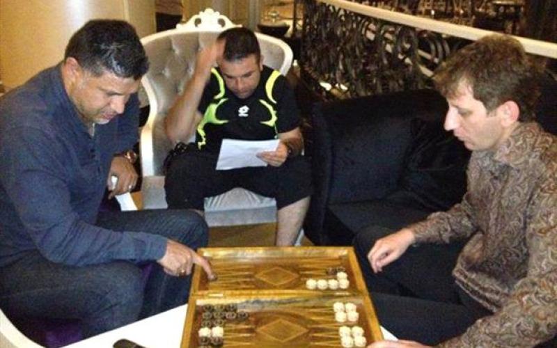 تصویر لو رفته از علی دایی که فیس بوک را تسخیر کرد! عکس