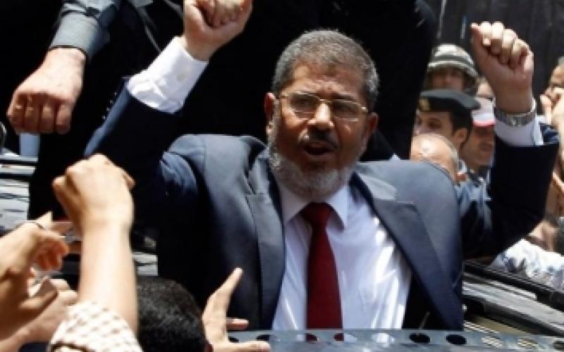 واکنش فیس بوکی محمد مرسی: شهروندان از پذیرش کودتا خودداری کنند