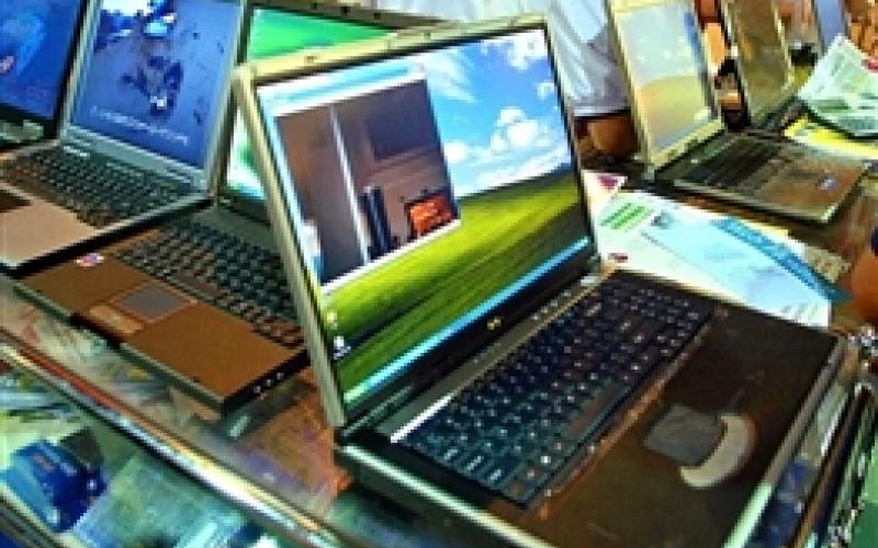 تاثیر و نتایج انتخابات بر بازار کامپیوتر 