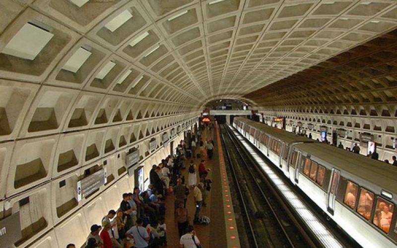 گوشی هوشمند جایگزین کارت‌های مترو می‌شود