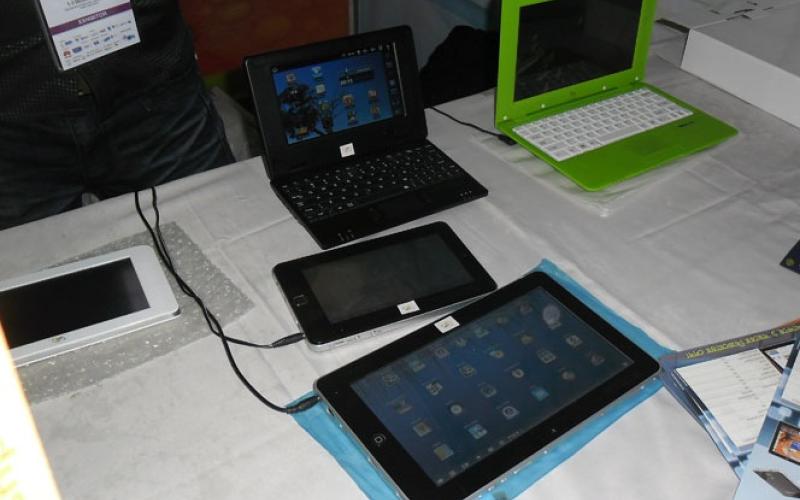 اساتید تبلت بخرند یا لپ‌تاپ؟ 