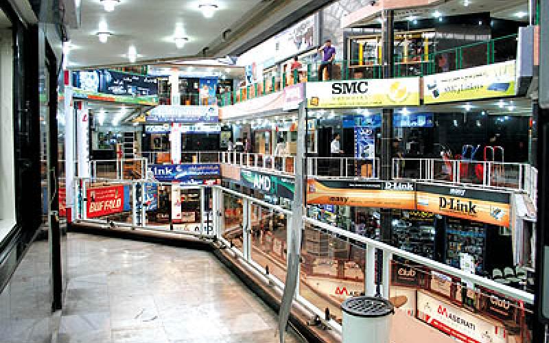 خریداران کامپیوتر در انتظار کاهش بیشتر قیمت‌ها 