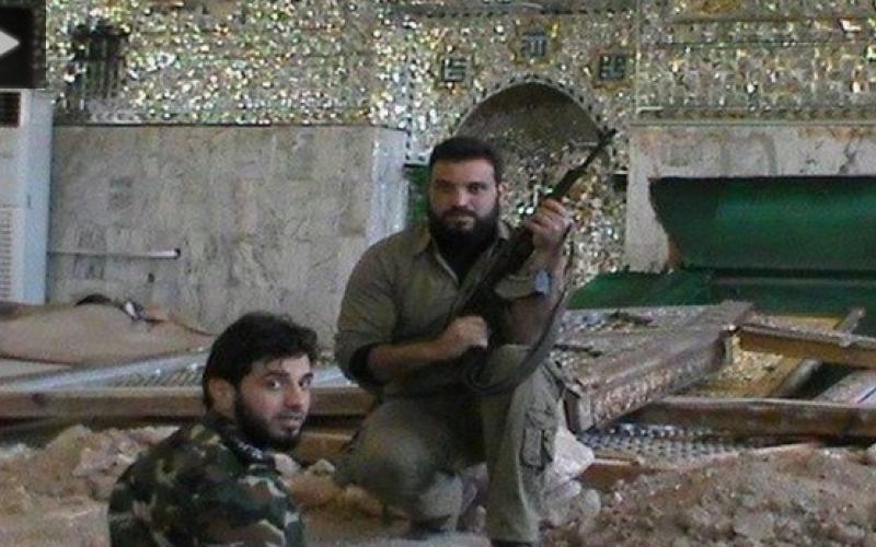 انتشار تصاویر مسؤولان نبش قبر حجر بن عدی در اینترنت