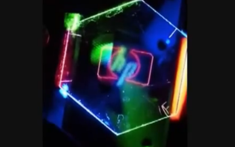 تماشای تصاویر سه بعدی بدون عینک