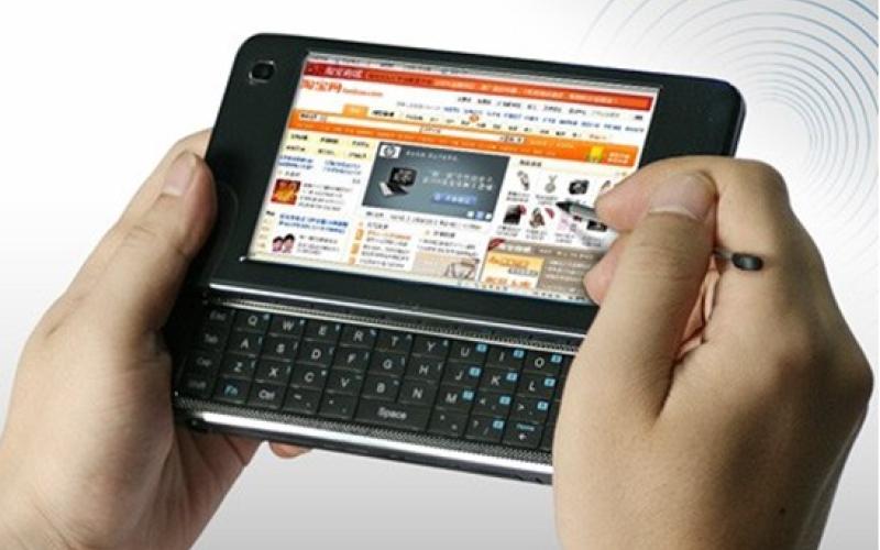 به‌رغم درآمدزایی زیاد برای اپراتورها؛ اینترنت موبایل، کند و گران!