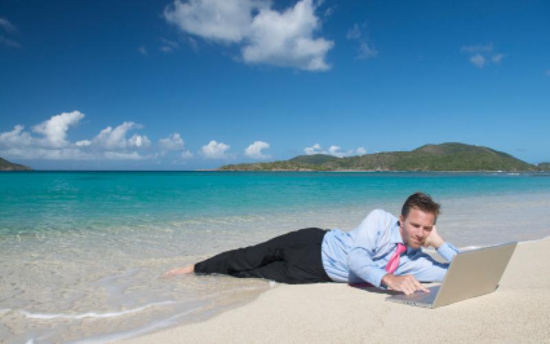 قابل توجه آنان که در سفر "لپ تاپ" همراهشان می‎برند! 