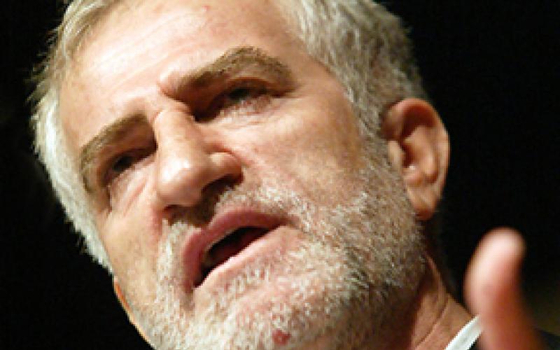 انتقاد وزیر سابق فراموشکار به انتصاب اخیر دکتر احمدی نژاد!