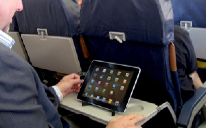 احتمال آزادی استفاده از آی پد و تبلت‌ در پروازها
