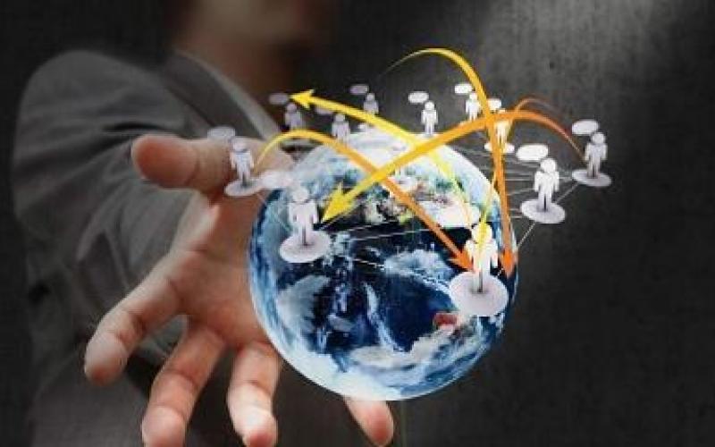 نفوذ شبکه‎های اجتماعی در خانواده‎ها، افزایش شکاف بین نسلی را به همراه دارد