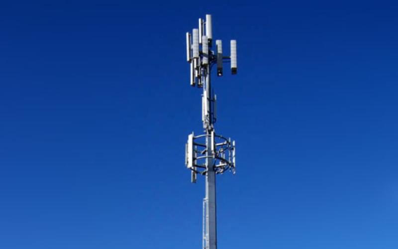 تاثیر امواج ناشی از دکل‌های مخابراتی بر سلامتی شهروندان