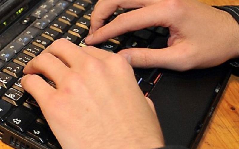 هتک حرمت دختر اصفهانی در یکی از شبکه‌های اجتماعی