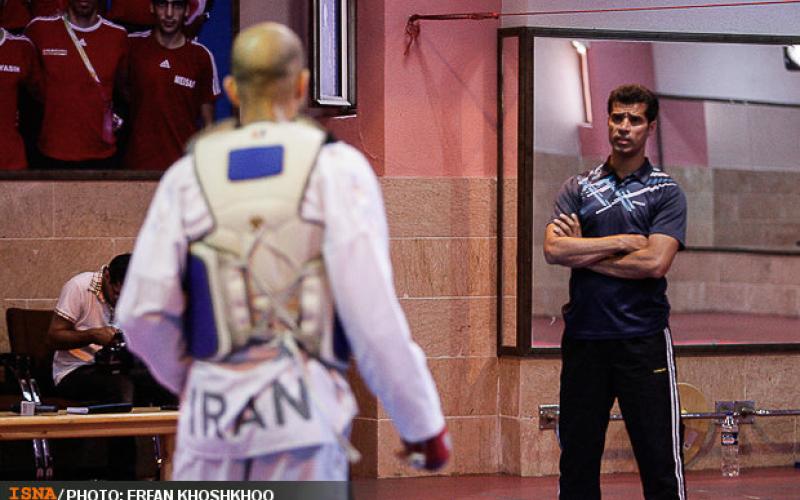 خط خطی کردن عکس ساعی در دهکده المپیک!