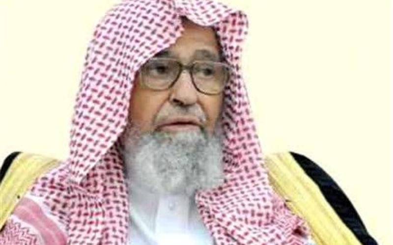 تلفن همراه و اینترنت برای عقلا و مردان است، نه زنان!