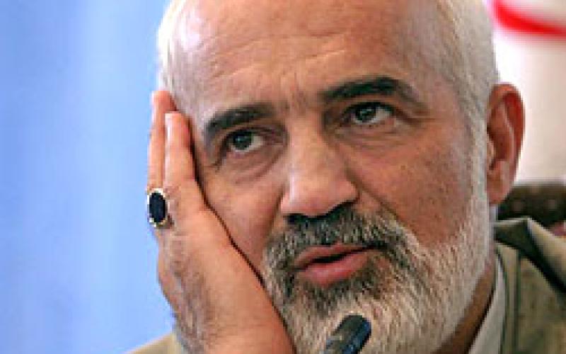 احمد توکلی: نظرات مخاطبان دلیل فیلتر شدن سایت "الف" بود 