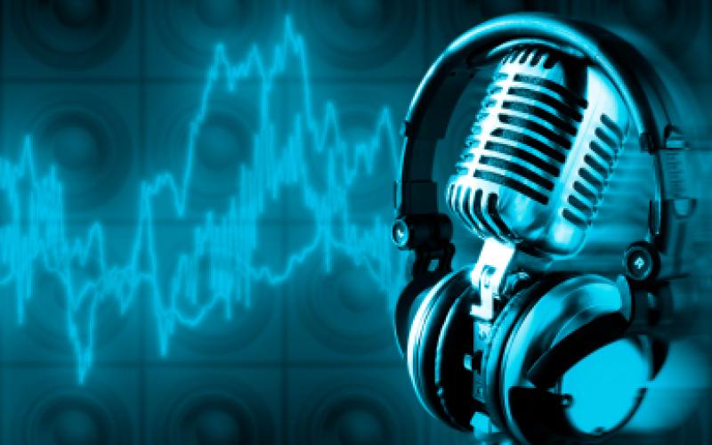 "رادیو فردا" بدون نقاب؛ معرفی عوامل و تصاویر