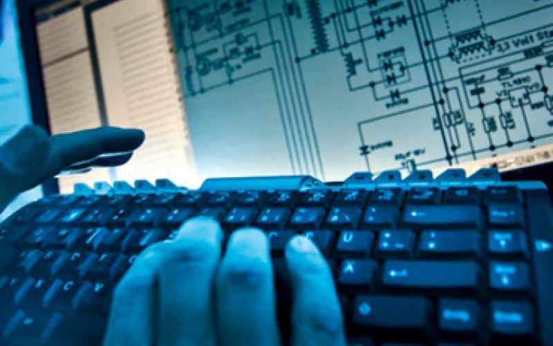 جان مک کین: با افشای حمله‎ی سایبری به ایران، می‎خواهند اعتبار اوباما را افزایش دهند