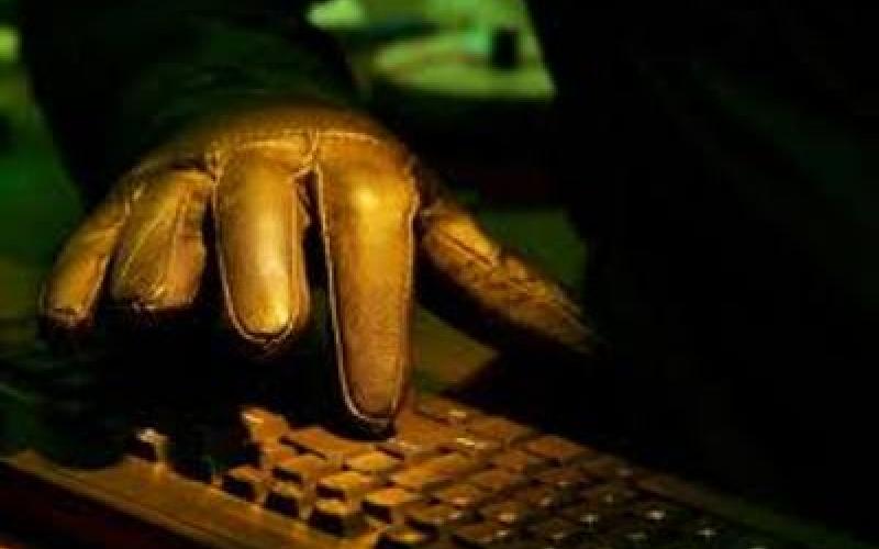 اخاذی از همکلاسی دختر با انتشار تصاویر خصوصی در وب