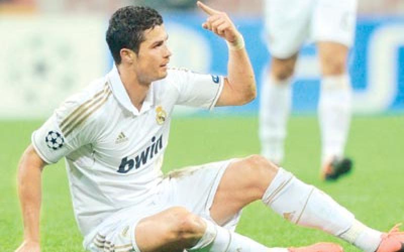 جستجوی پلیس در سایت های حراجی برای یافتن دزدان کفش های رونالدو