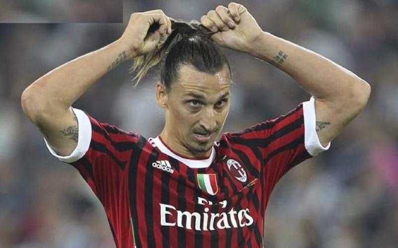 توهین زلاتان ابراهیموویچ به یک خبرنگار زن 