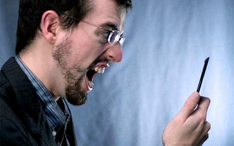 اگر از گم کردن موبایلتان می‌ترسید احتمالا دچار بیماری نوموفوبیا شده‌اید