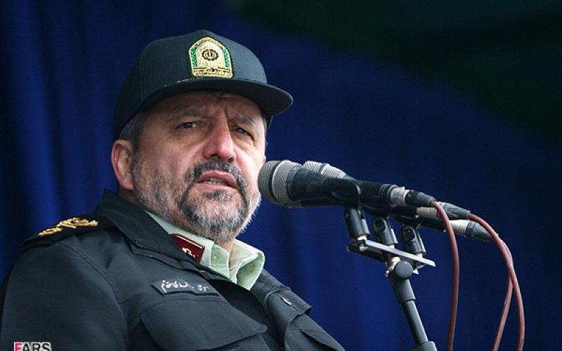 فرمانده‌ی نیروی انتظامی: اتصال [اینترنتی] به دنیا باید در حد ضرورت باشد