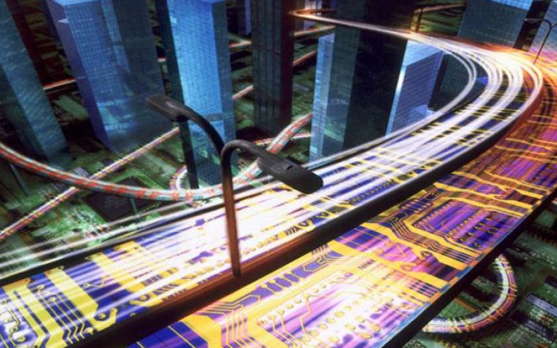 دکتر تقی پور: زندگی در جامعه‌ی اطلاعاتی نیازمند بسترهای الکترونیک است