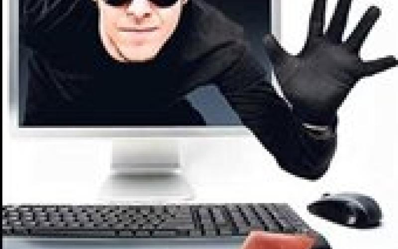 سرقت اینترنتی شاگرد کافی‌نت از حساب مشتریان
