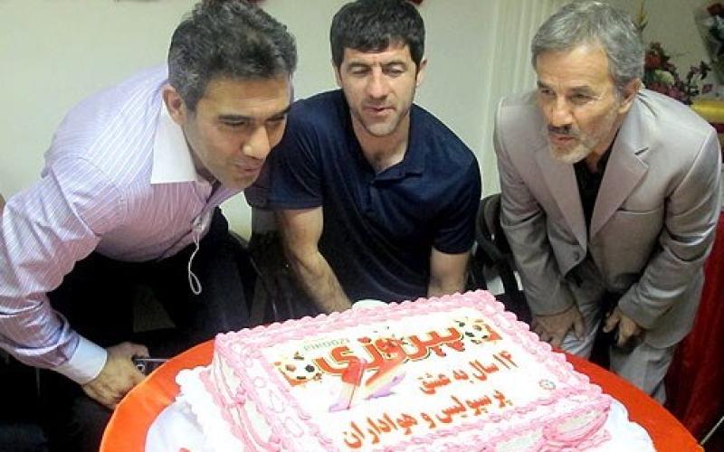 برگزاری جشن پانزدهمین سالگرد انتشار روزنامه پیروزی 