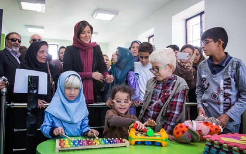 دهمین کتابخانه‎ی گویای کشور با حضور مهتاب کرامتی گشایش یافت (+تصاویر)