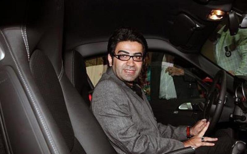 یادداشت فیس بوکی فرزاد حسنی در شب تولدش