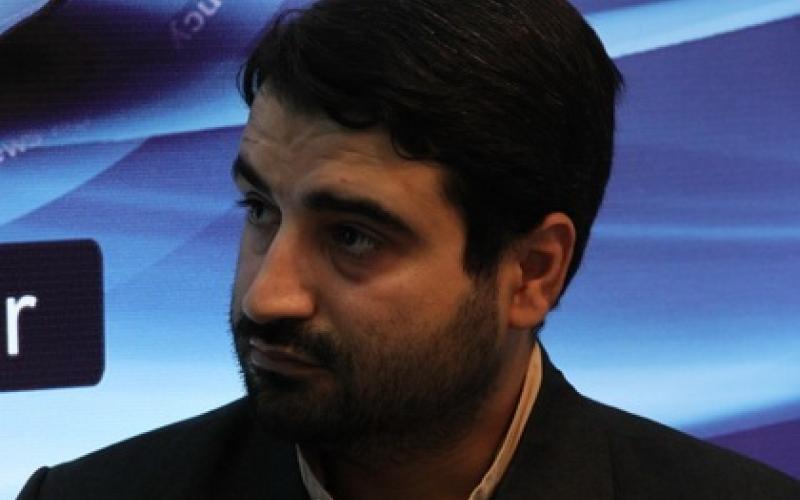 نشست جبهه انقلاب اسلامی با موضوع 3G؛ مؤمن‌نسب: وزارت ارتباطات غافلگیر خواهد شد!