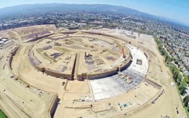 ساختمان سفینه‌ای شکل اپل + عکس