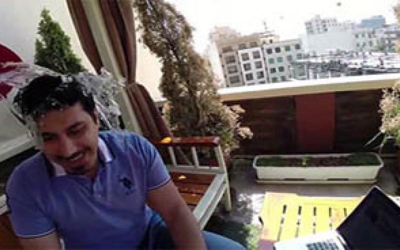 لپ‌تاپ 3 میلیونی احسان خواجه امیری در چالش آب یخ سوخت! +عکس